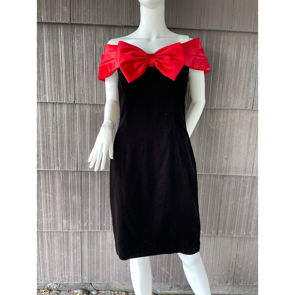 🔥VTG AJ Bari Off The Shoulder Velvet Sheath Dress Formal Prom Cocktail Evening